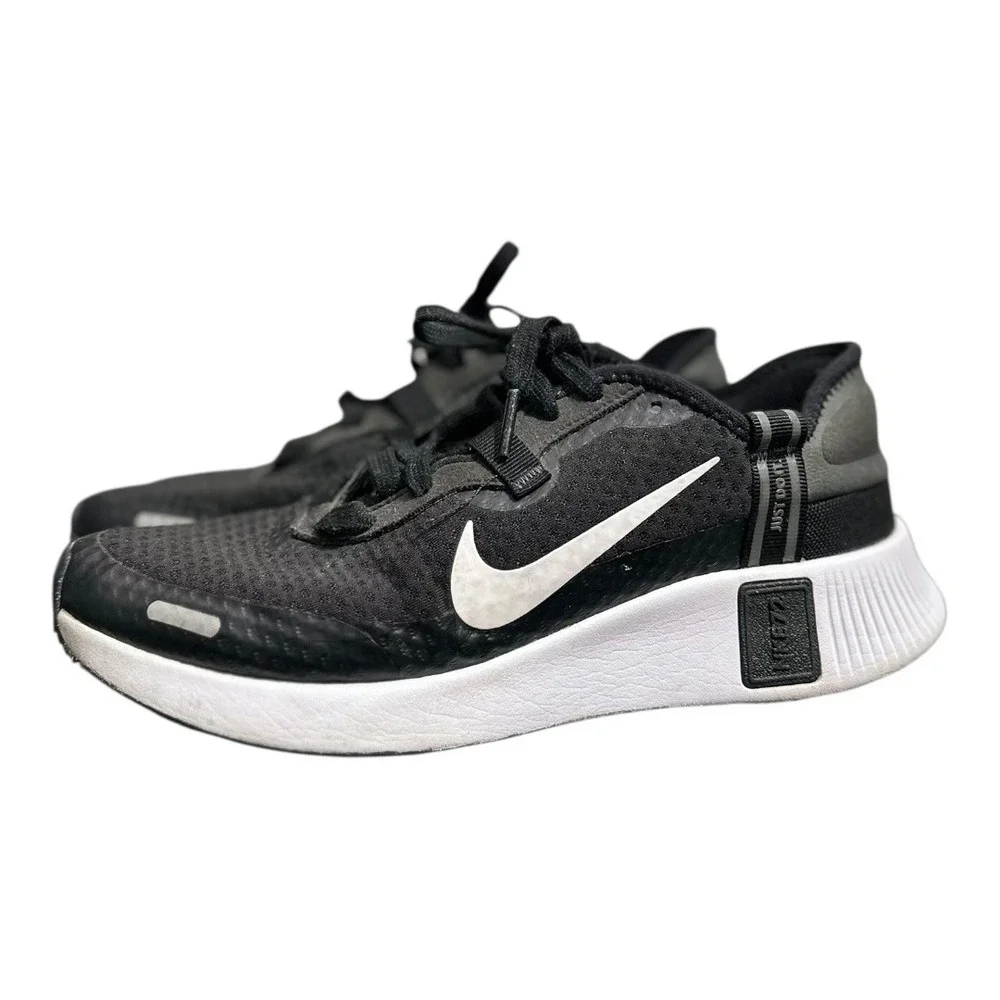 Nike‎ Reposto Running Shoes in black, dark smoke grey & white Size 7 CZ5631 012
